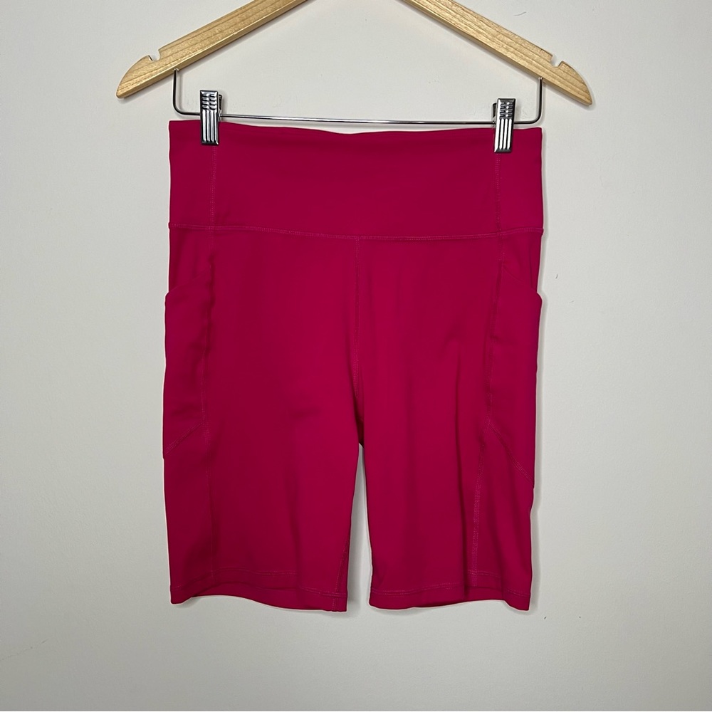 FIGS Performance Underscrub Short Size Medium in Pink